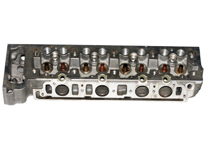 Cylinder Head (Right)
